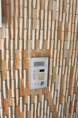 インターホン