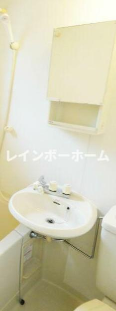 クリンピアの洗面所