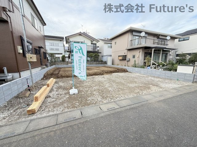 吉川市新栄2丁目　新築戸建　全1棟の外観|現地の写真になります。