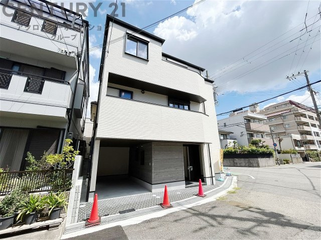 外観　木造3階建て
