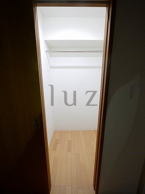 エフパークレジデンス横浜反町3261の収納