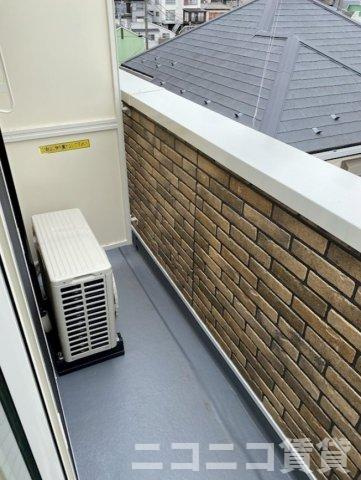 川崎市川崎区川中島１丁目のアパートのバルコニー|別号室イメージの為、現状を優先致します。
