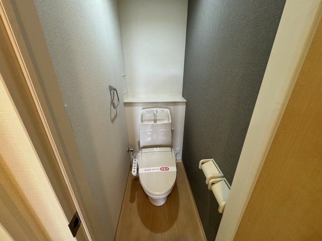 レイクビレッヂのトイレ|シャワー付暖房便座