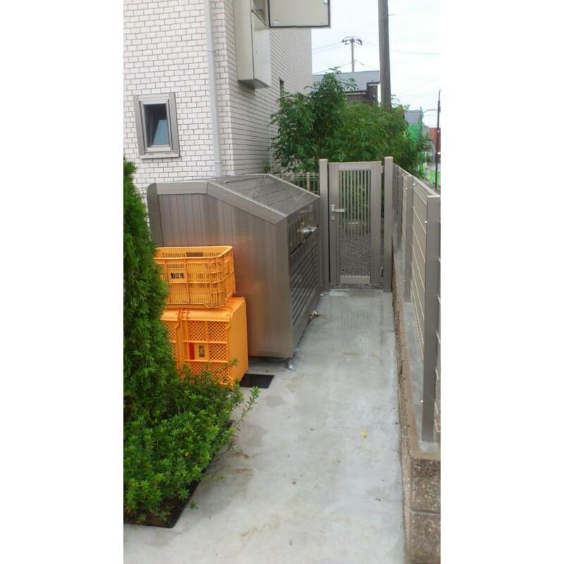 ヴィラージュ和泉原のエントランス