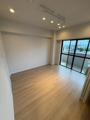 白山グリーンハイツの洋室