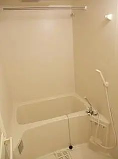 リクレイシア富士見台の浴室
