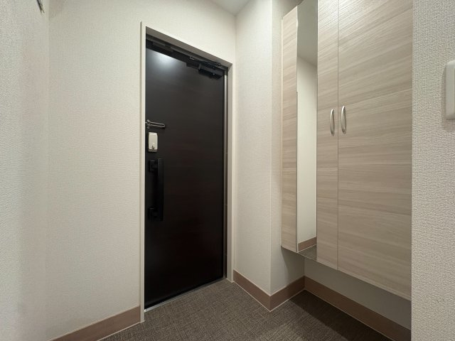 D-ROOM 分梅の玄関