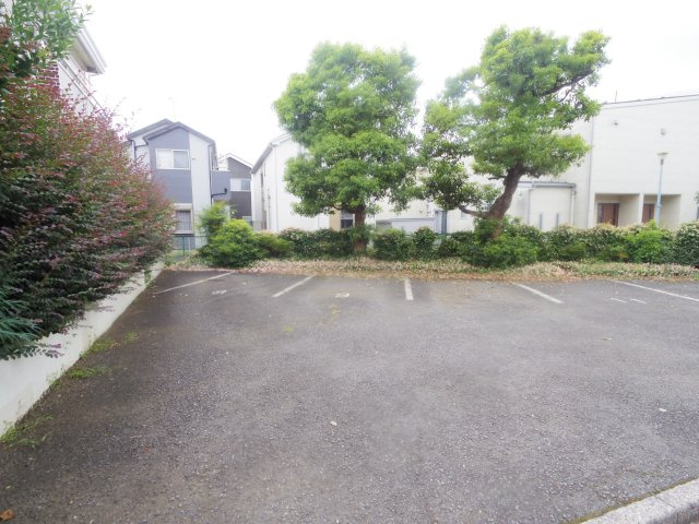 アーバン一光　ＮＯ１の駐車場