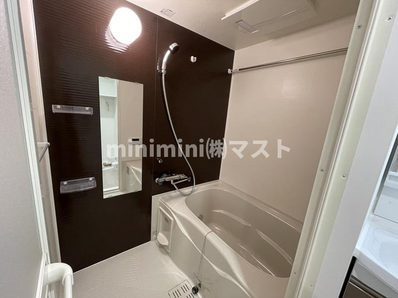 silus（シルス）昭和町の浴室