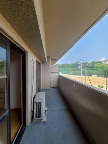 ライオンズマンション朝霧北のバルコニー