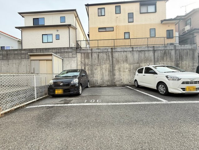 サンクヴィラージュの駐車場|☆神戸市西区　サンクヴィラージュ☆