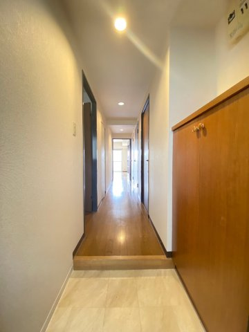 シティ南落合の玄関|同建物別部屋参考写真☆神戸市須磨区　シティ南落合☆