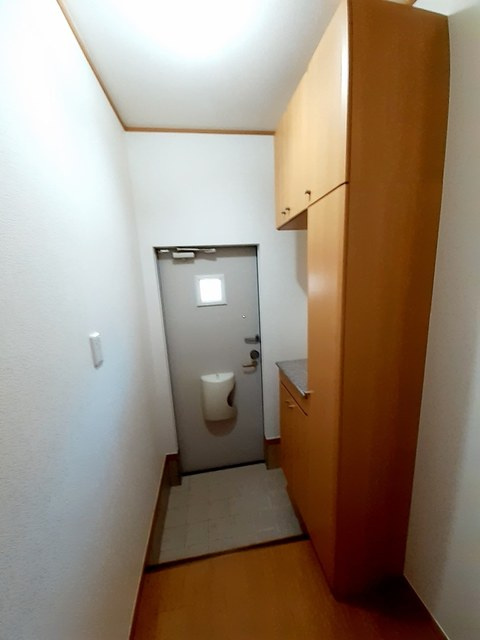 ラッフィナートカーサ壱番館の玄関|☆神戸市須磨区　ラッフィナートカーサ壱番館☆