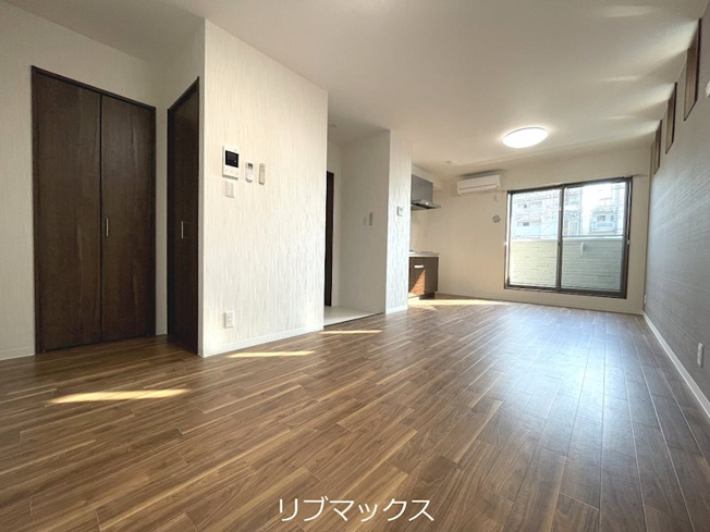 【居間・リビング】