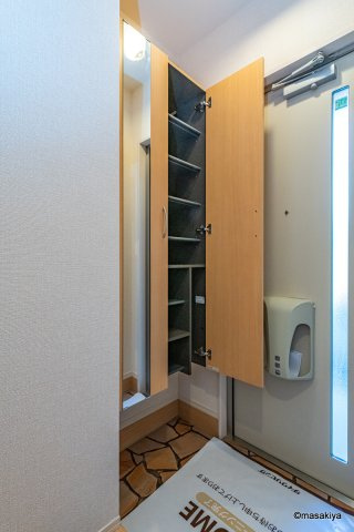 テトラの玄関
