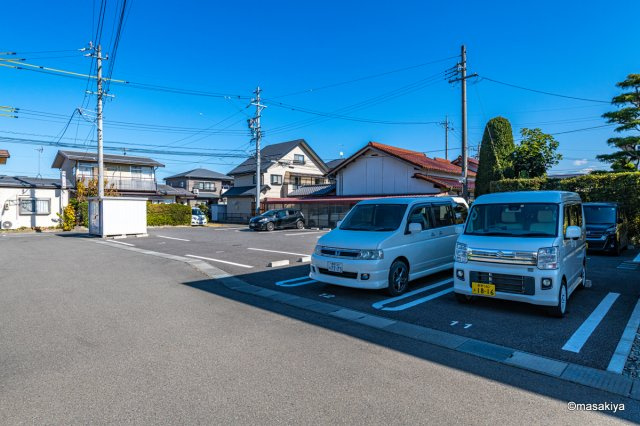 テトラの駐車場