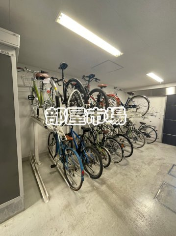 コンシェリア浅草の設備|駐輪場
