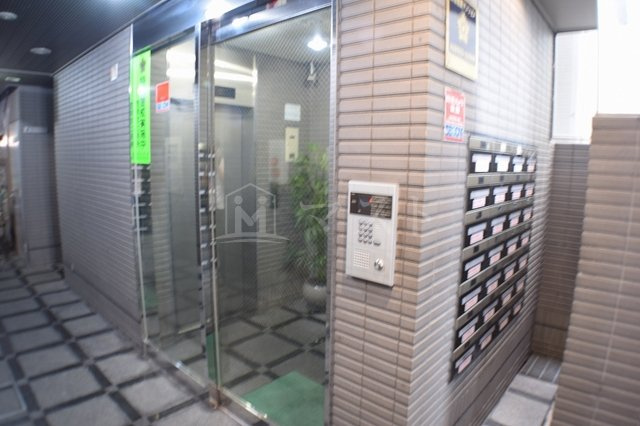 ヴァンシス難波南の外観
