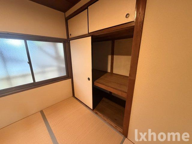 明香住宅の収納