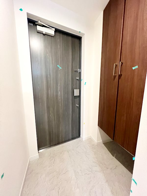 ベルシードステアー西早稲田 の玄関