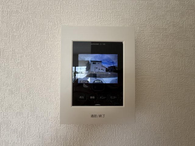 浦添市西原　第6（全2棟）ラスト2号棟のセキュリティ|2号棟　TVモニター付きインターフォン♪