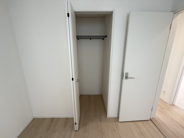 浦添市西原　第6（全2棟）ラスト2号棟の収納|2号棟　洋室4.5帖＋CL付き♪