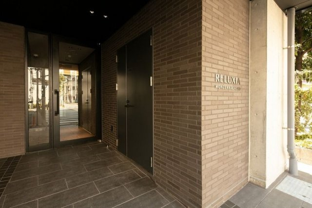 RELUXIA門前仲町のエントランス