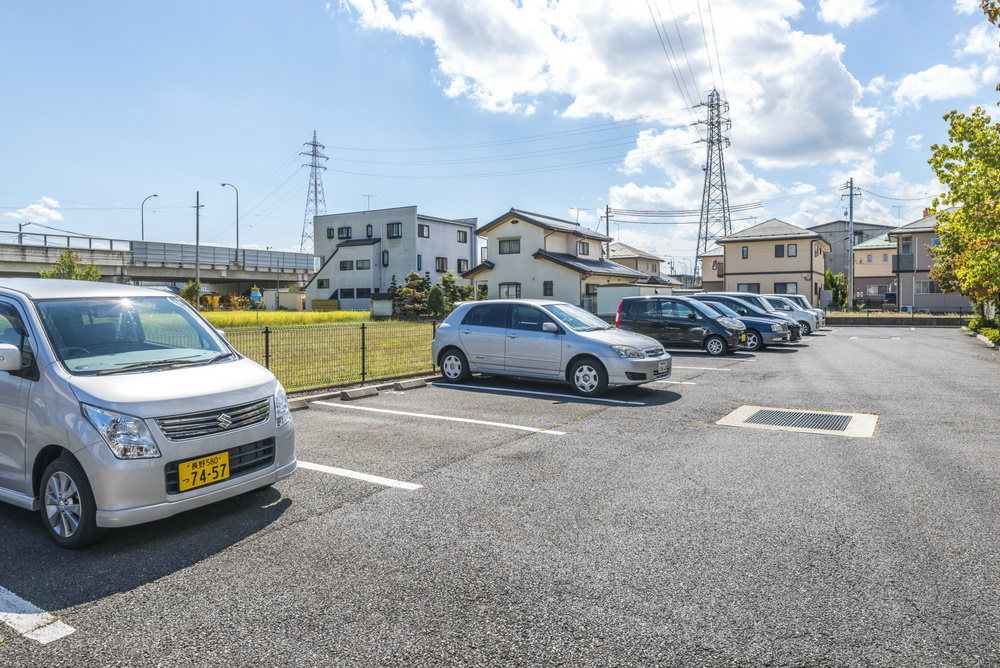 ベルメゾン町田の外観|駐車場