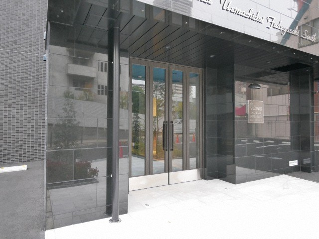 プレサンス上町台筆ケ崎SOUTHのエントランス