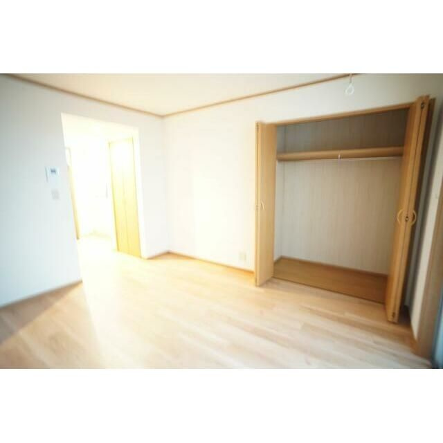 コンフォール新宿の寝室