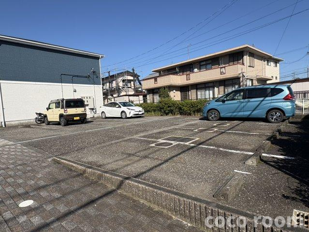 シプレスアルディア　Ａの駐車場