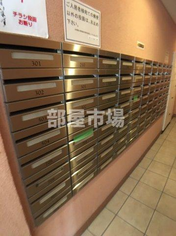 ライジングプレイス浅草参番館のその他共用部分|メールボックス
