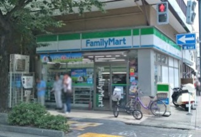 プチヒルズ西小山のその他|ファミリーマート昭和大学病院前店