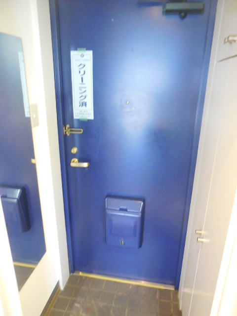 プチヒルズ西小山の玄関
