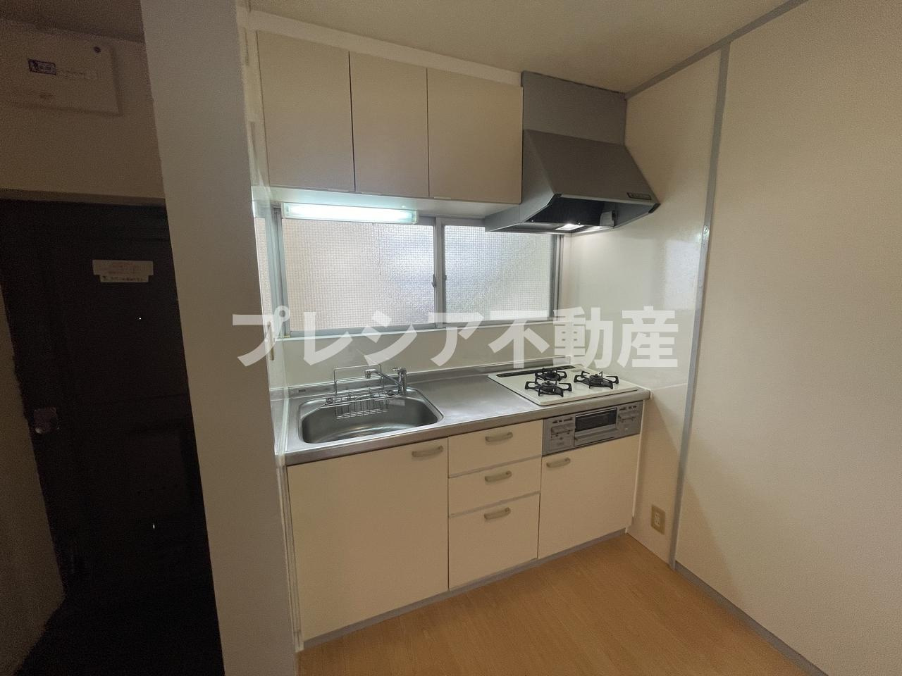 恒風園マンションのキッチン