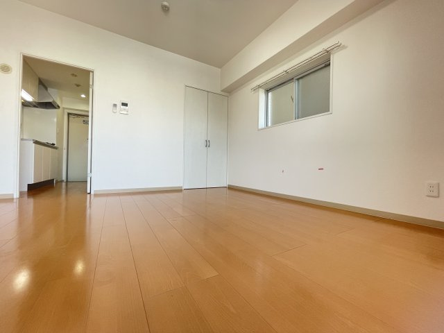 【寝室】パレグレース中広