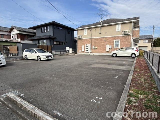 パルティータの駐車場
