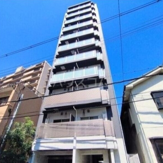 アール大阪グランデの外観
