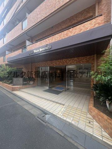 ライオンズプラザ方南町のエントランス