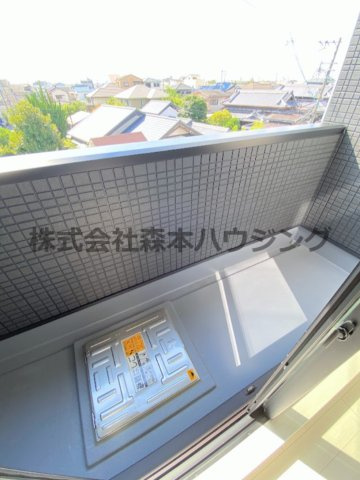 【バルコニー】 | 　ラモーナ雁屋西町 | 洋室側の西向きバルコニーです