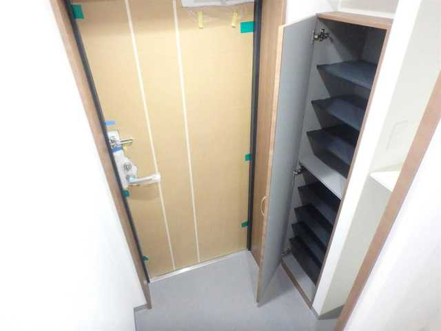 シェルグランデ鉄砲町東の玄関