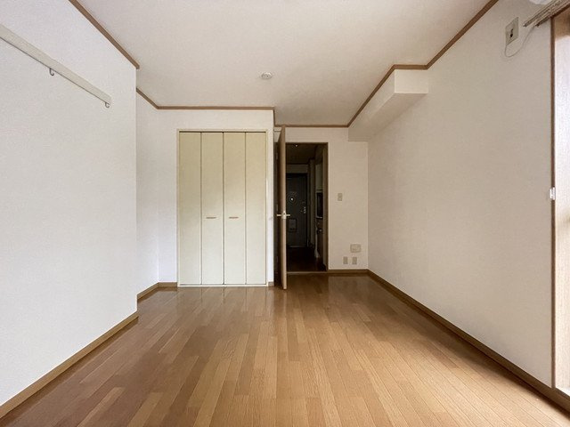 神戸市東灘区御影１丁目のアパートの居間・リビング