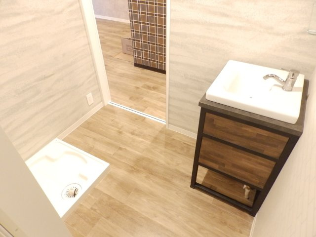 神戸市灘区中原通５丁目の賃貸マンションの洗面所
