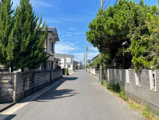 【前面道路含む現地写真】の画像