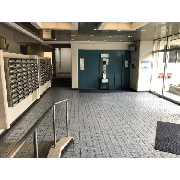 チサンマンション徳川町のロビー