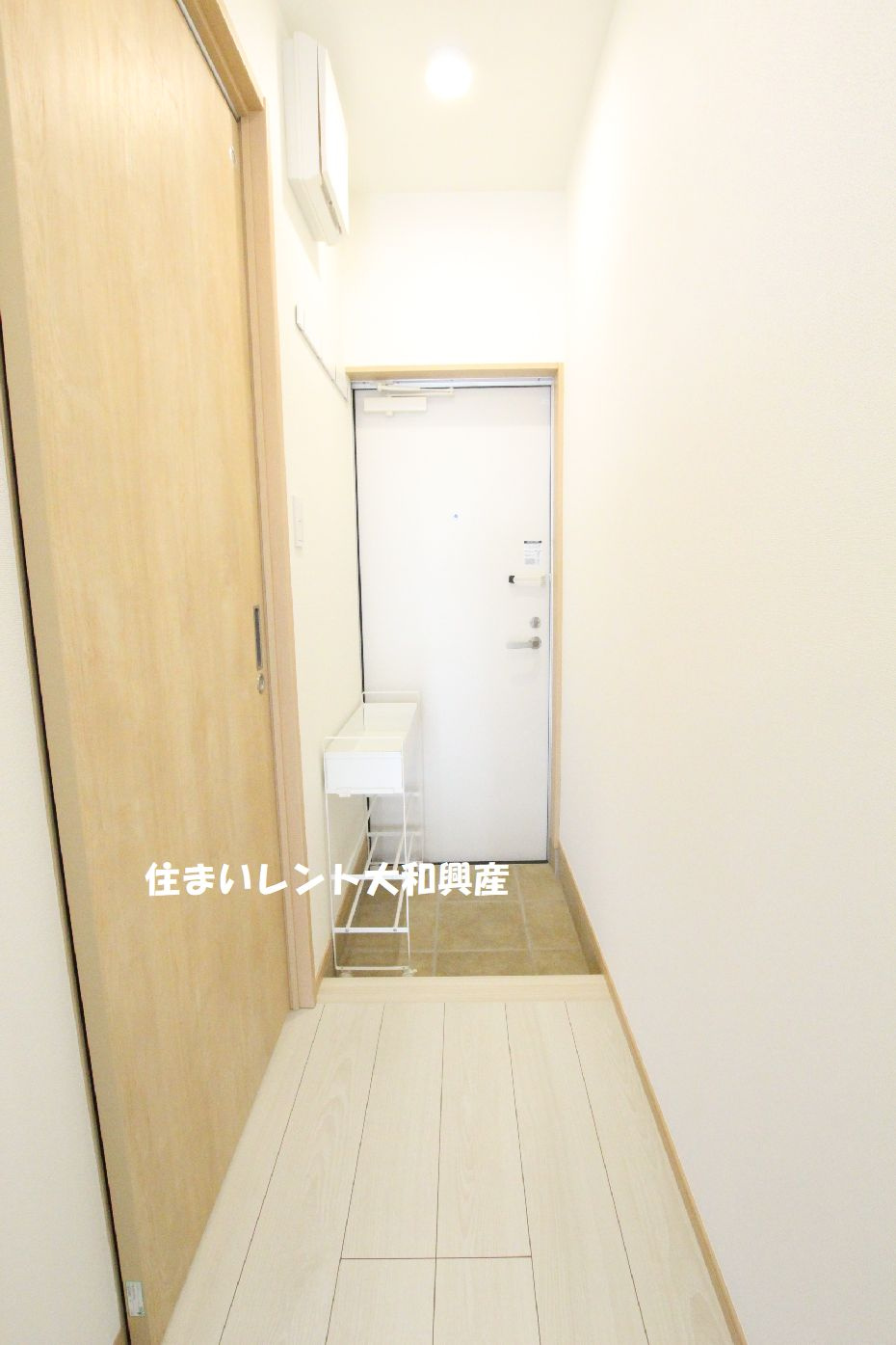 タンドゥルマンの玄関
