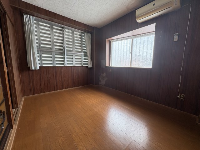 豊見城市金良中古戸建の洋室|洋室です