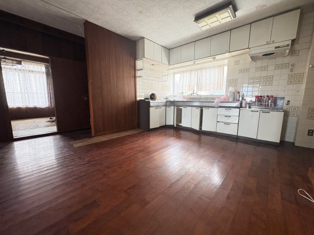 豊見城市金良中古戸建のキッチン