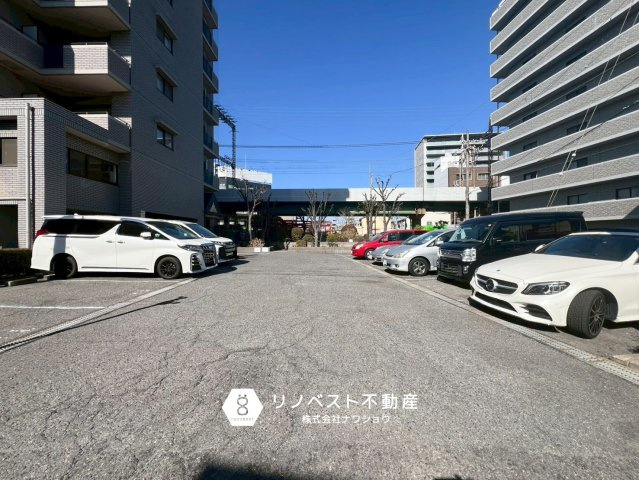 グランドメゾン小阪の駐車場|駐車場：空き要確認