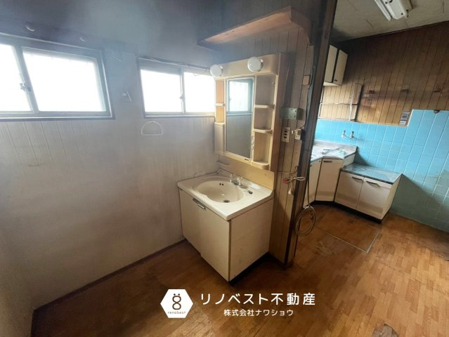 東大阪市友井４丁目の洗面所|【リノベスト不動産】リフォーム・リノベーションのご相談も承ります♪
